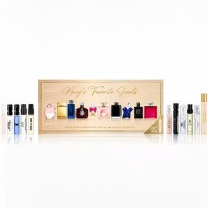 NEW in BOX 11-Piece Macy's Favorite Scents Fragrance Sampler